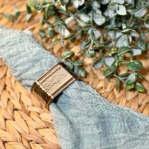 Vintage Hammered Napkin Rings - Silver Plated over Brass – Set of 6